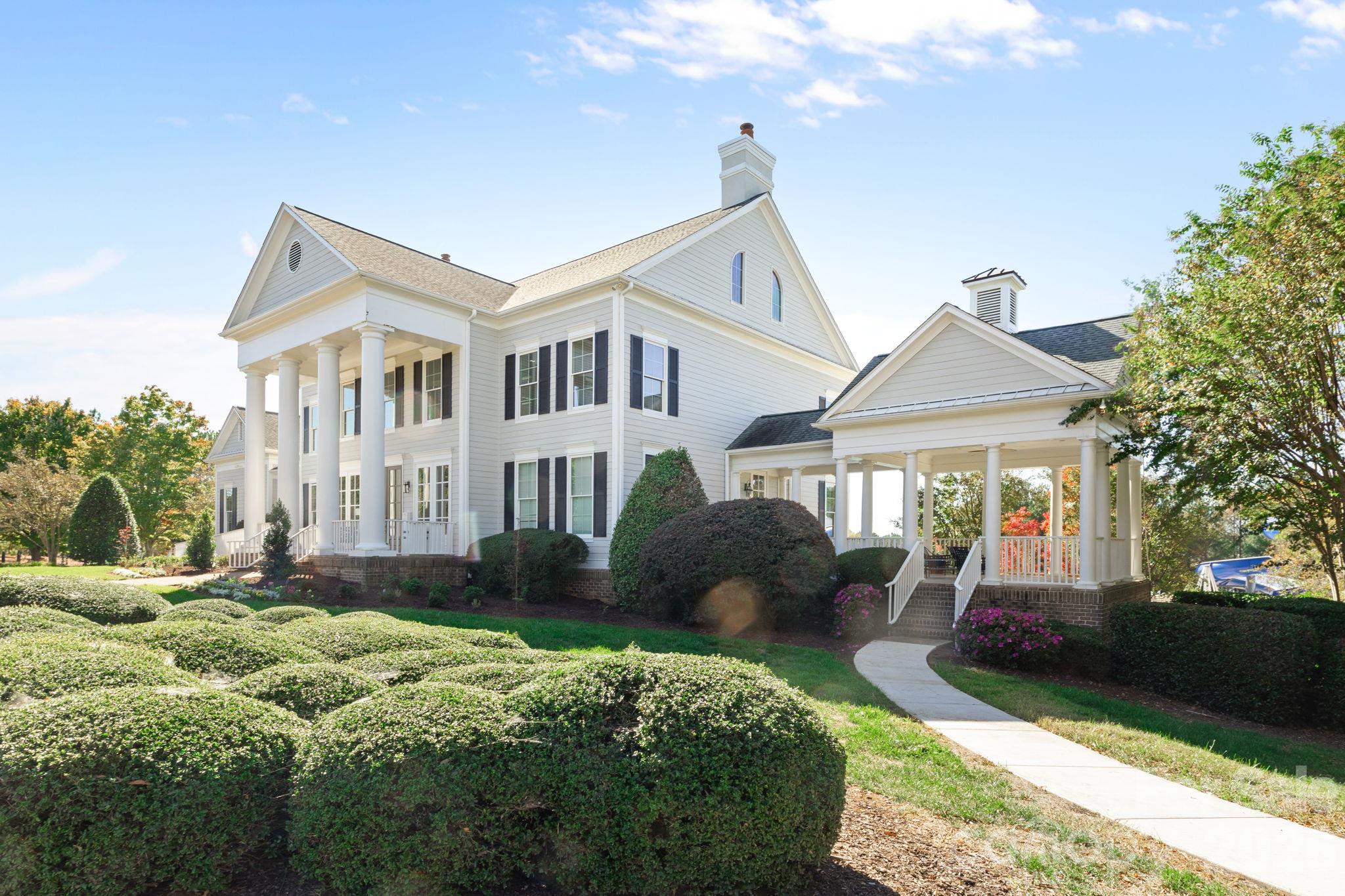 Community clubhouse - 4008 Woodsmill Road, Lancaster