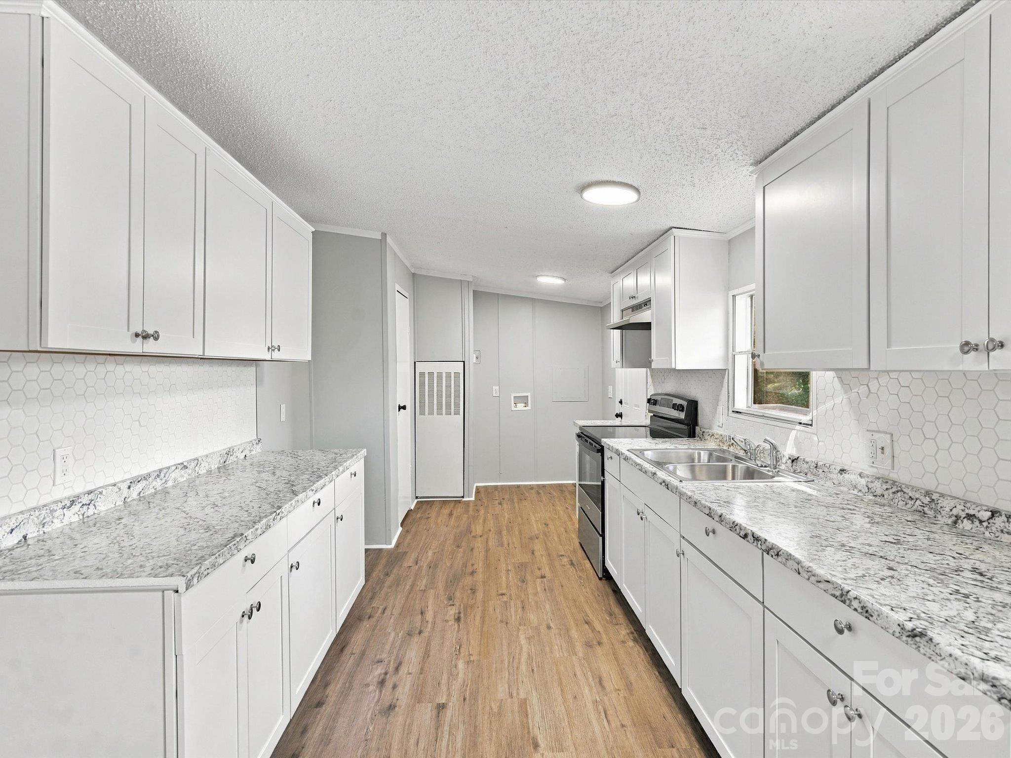 Single Family Residence at 141 Patricia Street, Lancaster, photo 17 of 39