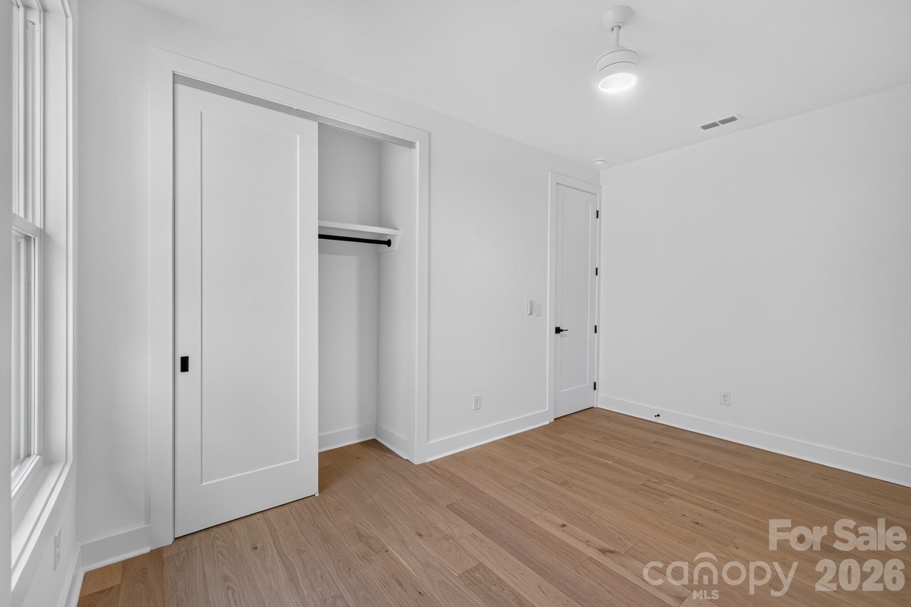 Single Family Residence at 3842 Avalon Avenue, Charlotte, photo 32 of 37