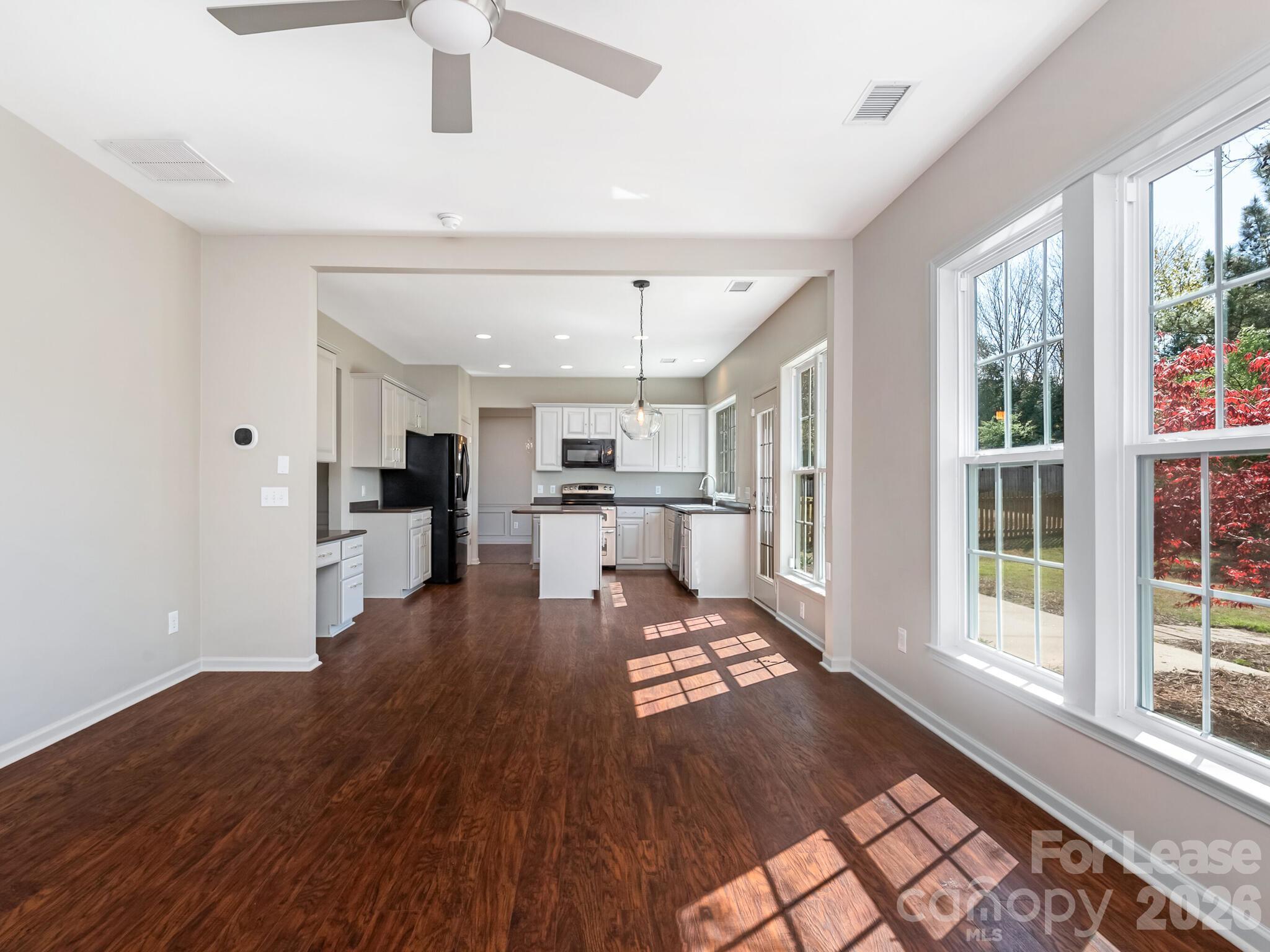 Single Family Residence at 8305 Cutters Spring Drive, Waxhaw, photo 14 of 33