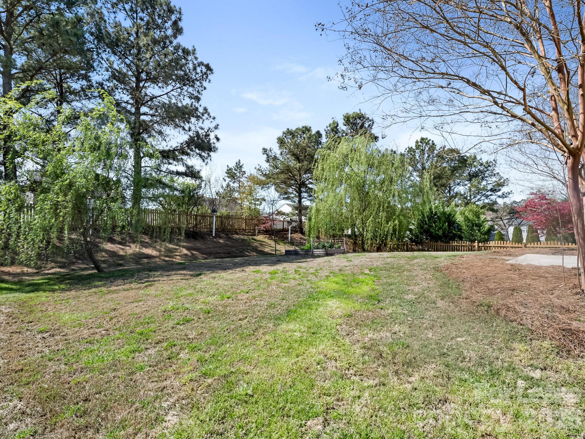 Single Family Residence at 8305 Cutters Spring Drive, Waxhaw, photo 27 of 33