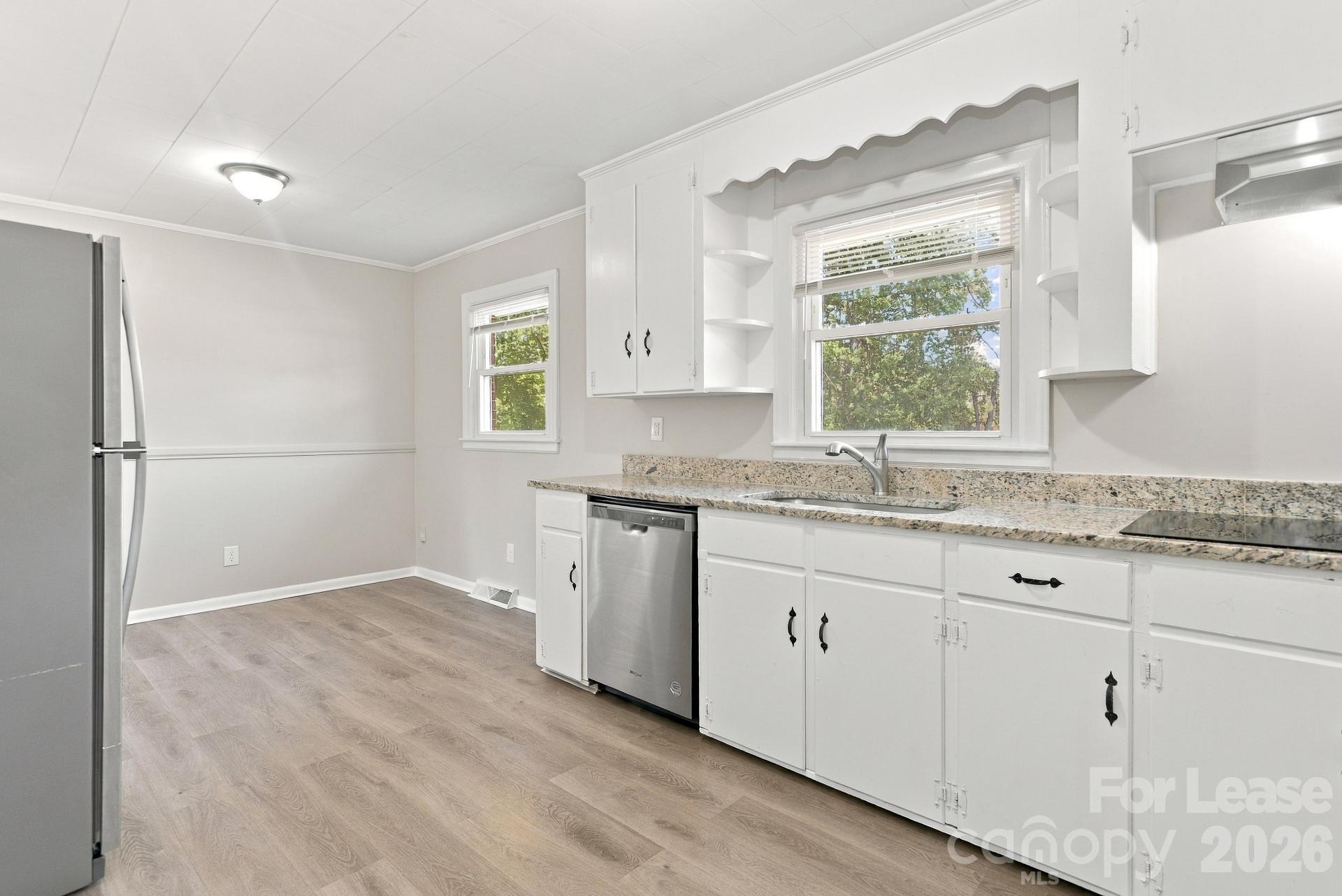 Single Family Residence at 412 Buckoak Street, Stanley, photo 2 of 15