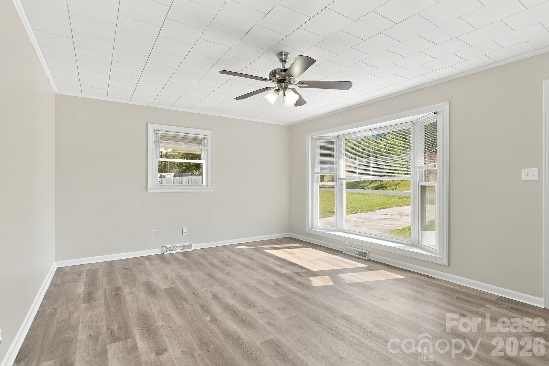 Single Family Residence at 412 Buckoak Street, Stanley, photo 7 of 15