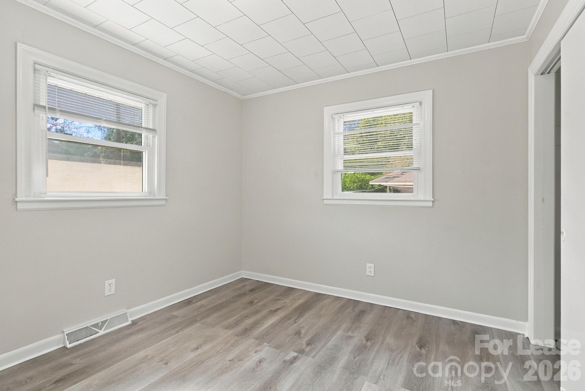 Single Family Residence at 412 Buckoak Street, Stanley, photo 8 of 15