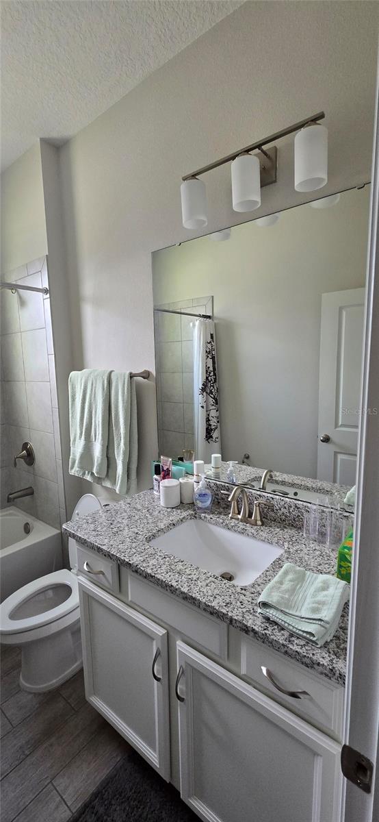 Single Family Residence at 1657 CHESHIRE OAKS LN, ORLANDO, photo 10 of 34