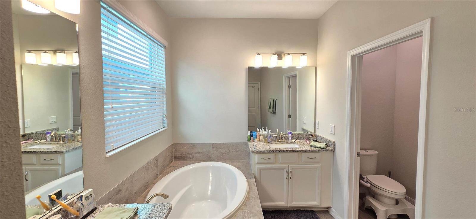 Single Family Residence at 1657 CHESHIRE OAKS LN, ORLANDO, photo 24 of 34