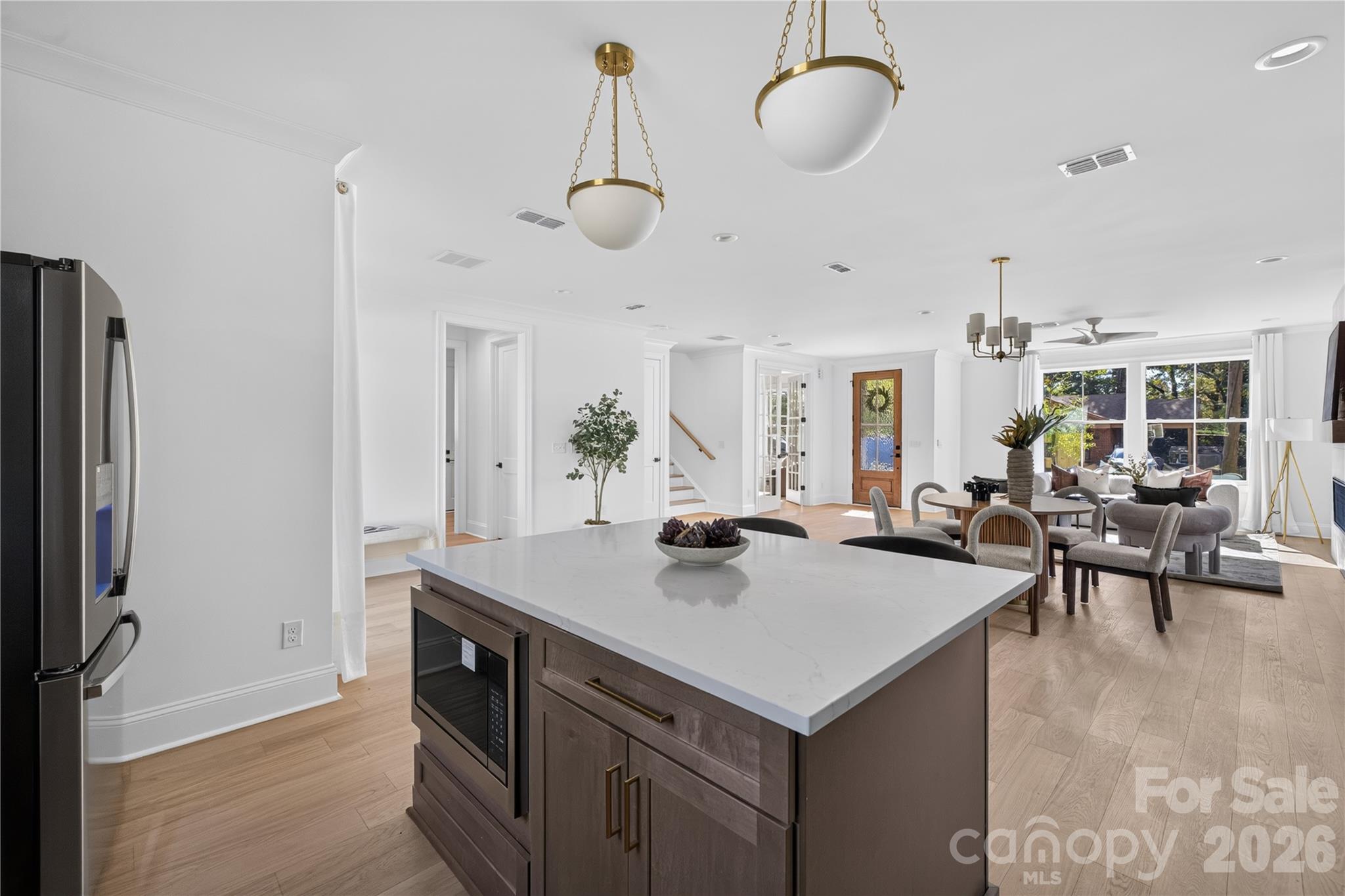 Single Family Residence at 3846 Avalon Avenue, Charlotte, photo 16 of 37