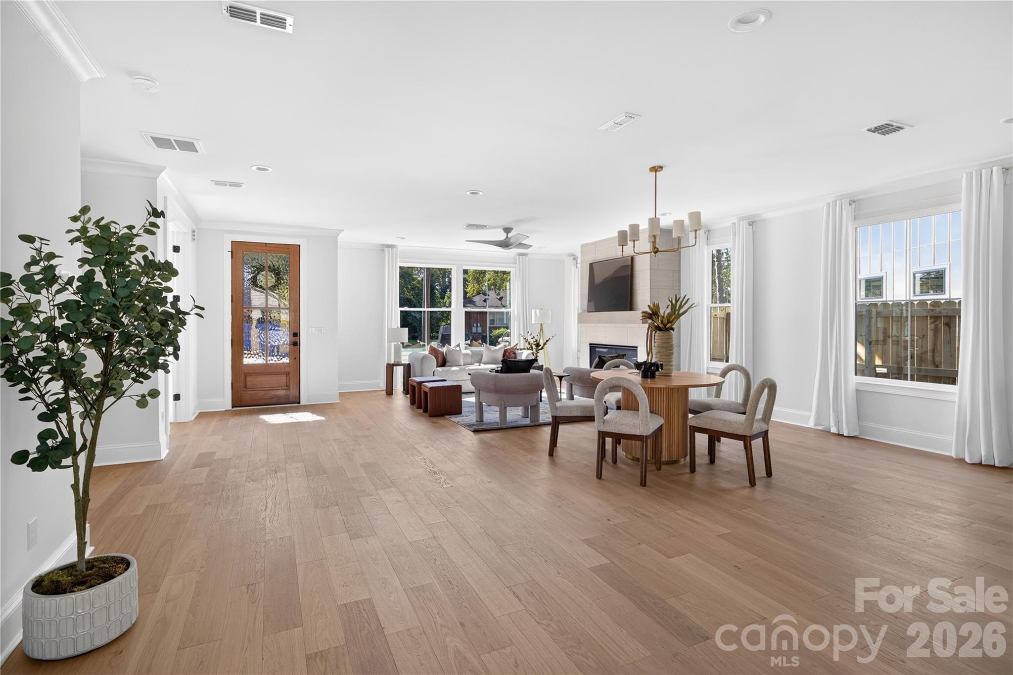 Single Family Residence at 3846 Avalon Avenue, Charlotte, photo 17 of 37