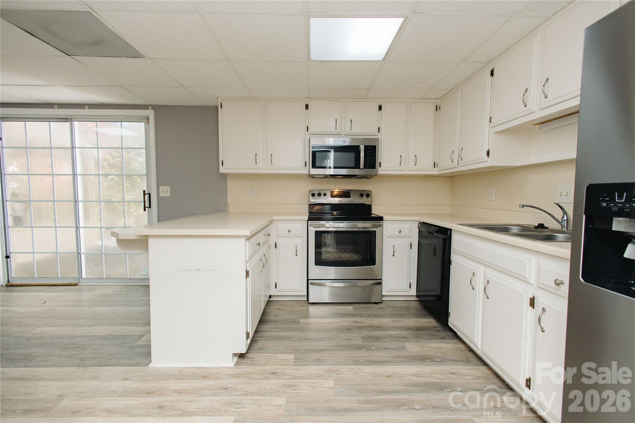 Townhouse at 75 Laurelwood Drive, Marion, photo 20 of 35