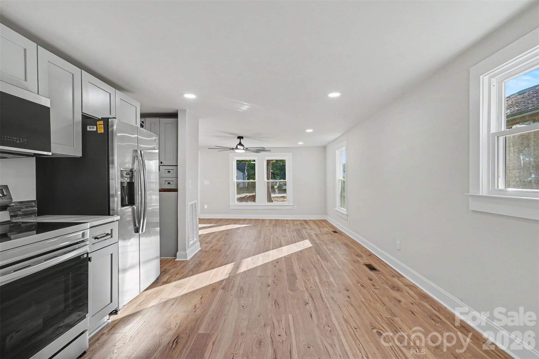 Single Family Residence at 2806 Royal Avenue, Kannapolis, photo 13 of 35