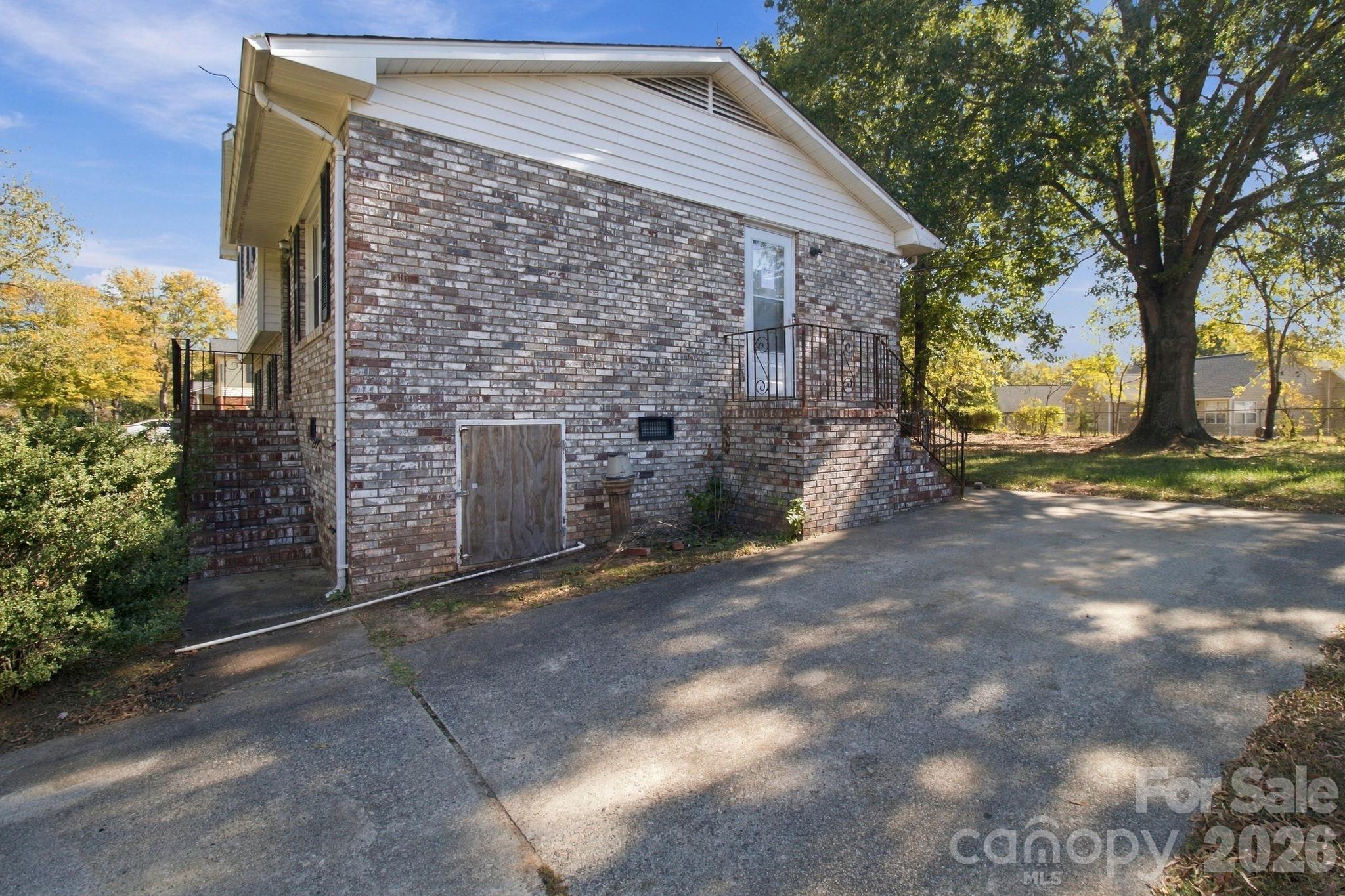 Single Family Residence at 1530 Kingston Drive, Kannapolis, photo 29 of 37