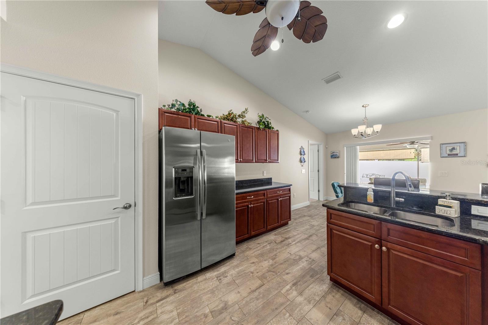 Single Family Residence at 2700 W TRACY CT, DUNNELLON, photo 15 of 46