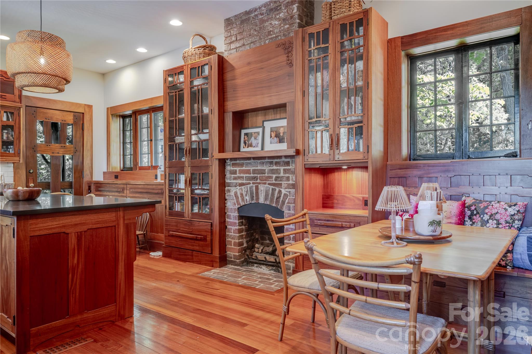 Single Family Residence at 40 Canterbury Road N, Asheville, photo 23 of 38
