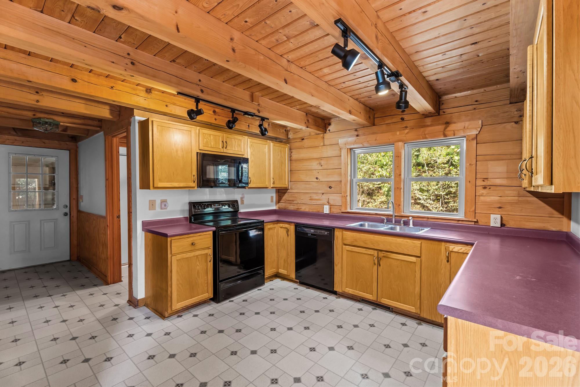 Single Family Residence at 111 Council Point, Rutherfordton, photo 15 of 48