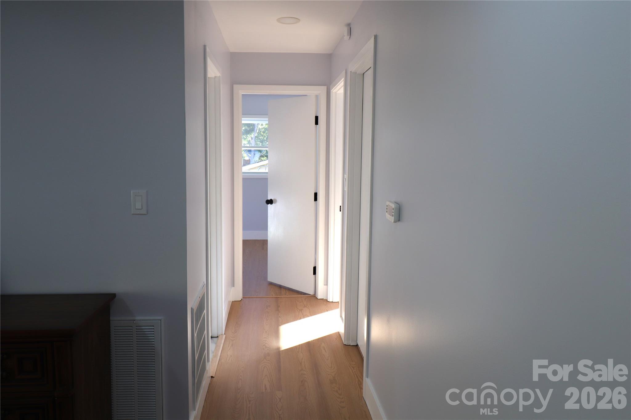 Single Family Residence at 2310 Woodleaf Drive, Gastonia, photo 14 of 33