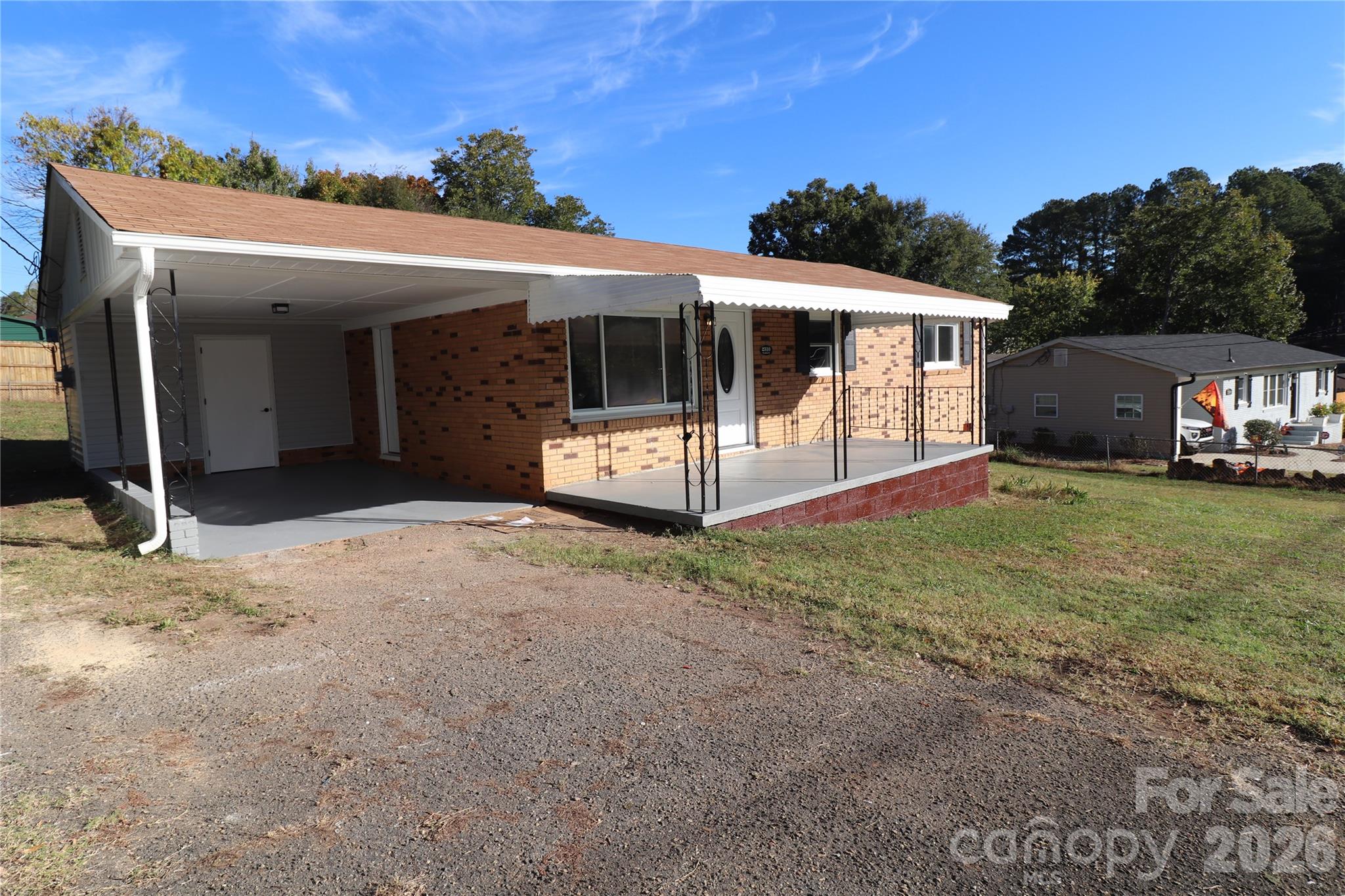 Single Family Residence at 2310 Woodleaf Drive, Gastonia, photo 25 of 33