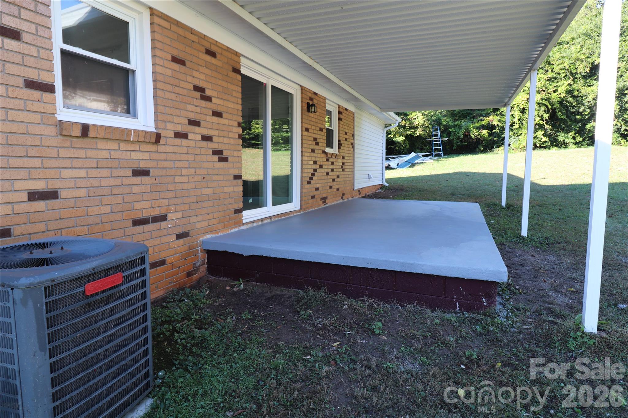 Single Family Residence at 2310 Woodleaf Drive, Gastonia, photo 30 of 33