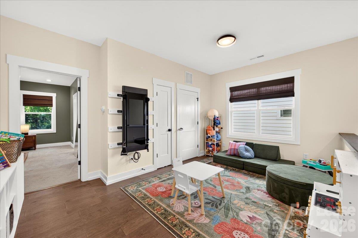 Single Family Residence at 816 State Street, Charlotte, photo 18 of 33