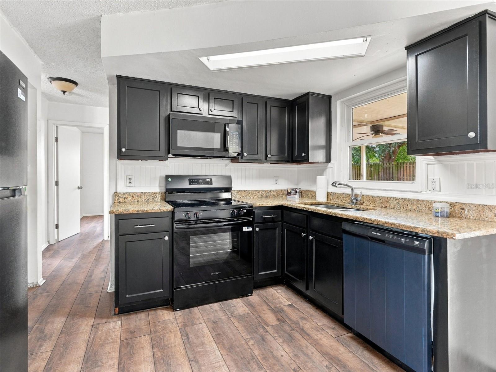 Single Family Residence at 9236 WHITMAN LN, PORT RICHEY, photo 5 of 21