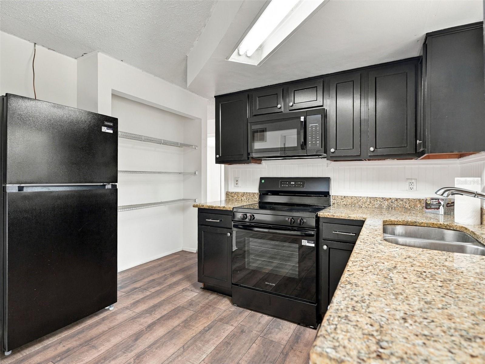 Single Family Residence at 9236 WHITMAN LN, PORT RICHEY, photo 6 of 21