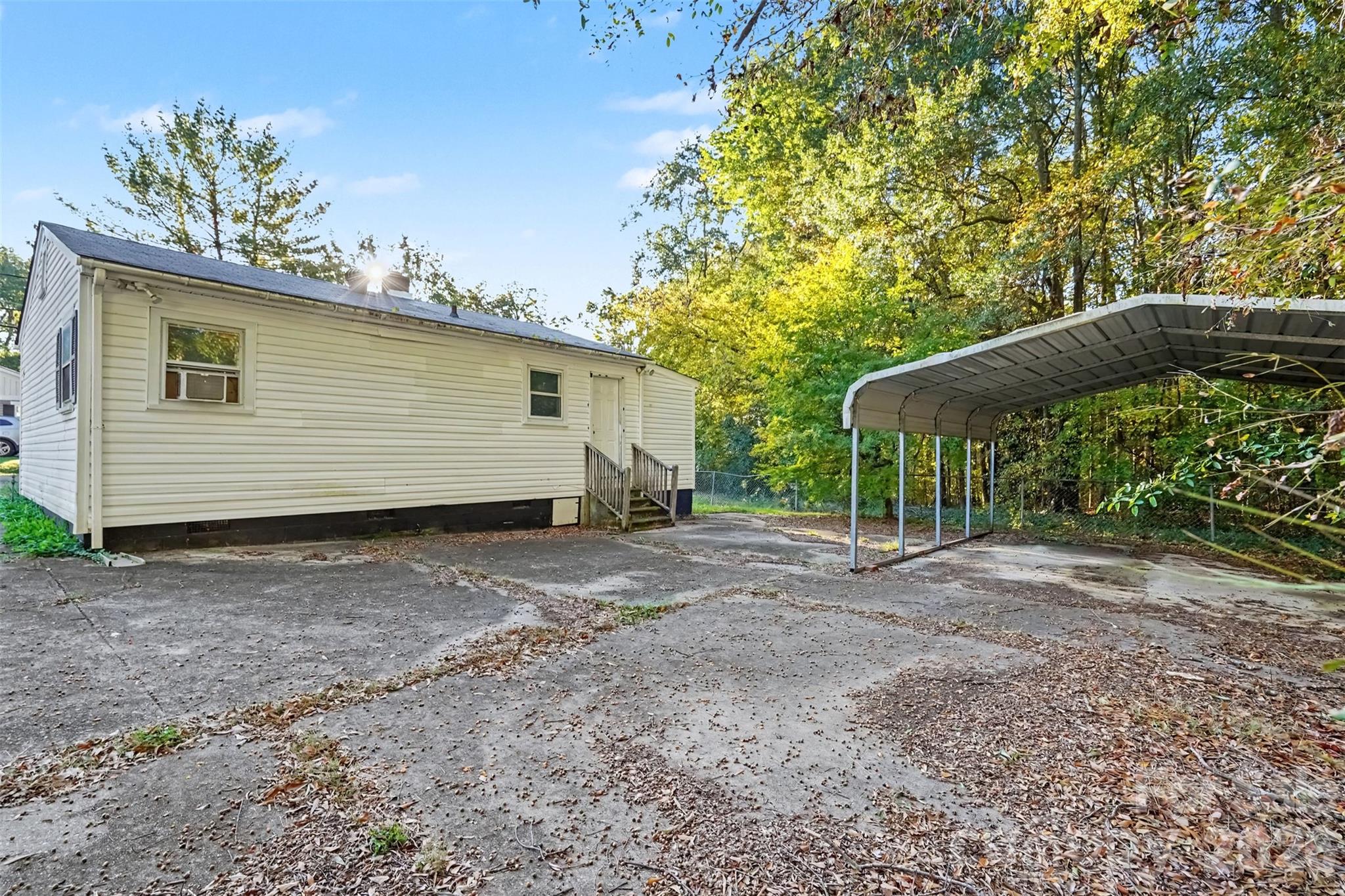 Single Family Residence at 435 Rhyne Street, Dallas, photo 19 of 21
