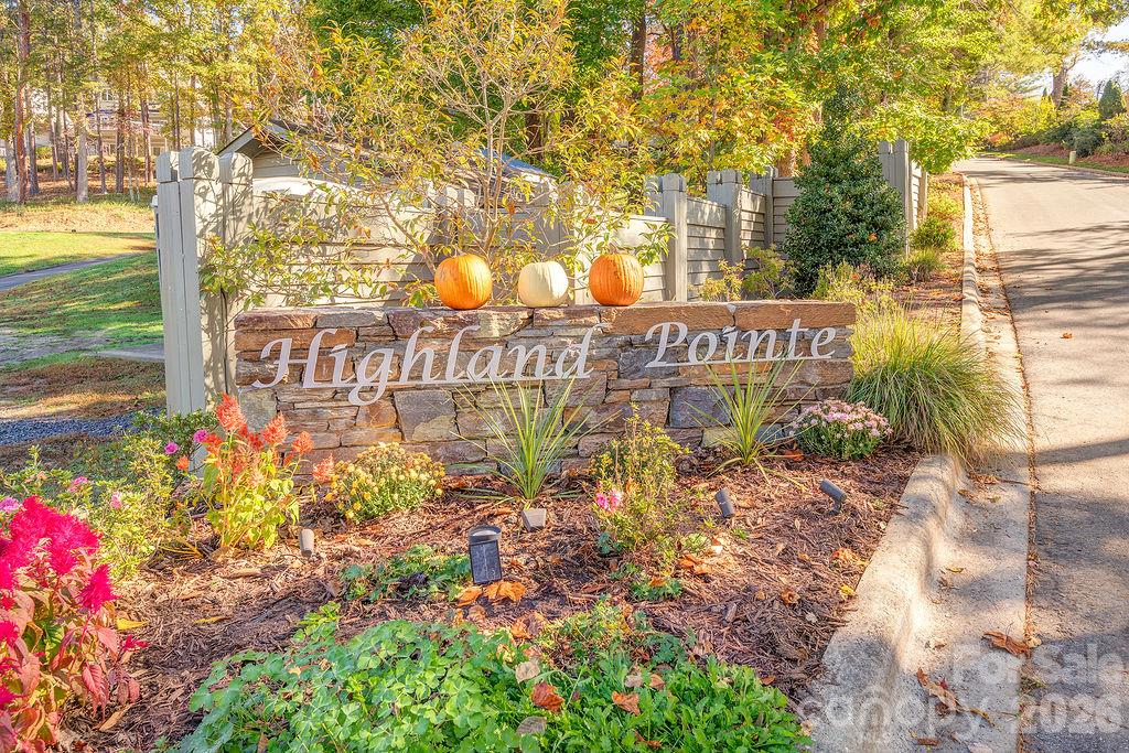 Townhouse at 1 Highland Pointe Court, Weaverville, photo 31 of 33