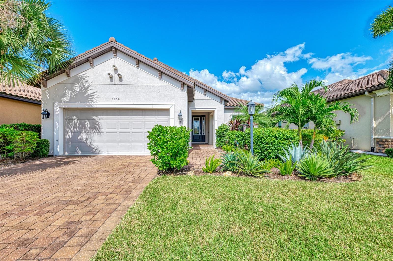 Single Family Residence at 5380 MANCHINI ST, SARASOTA, photo 6 of 100