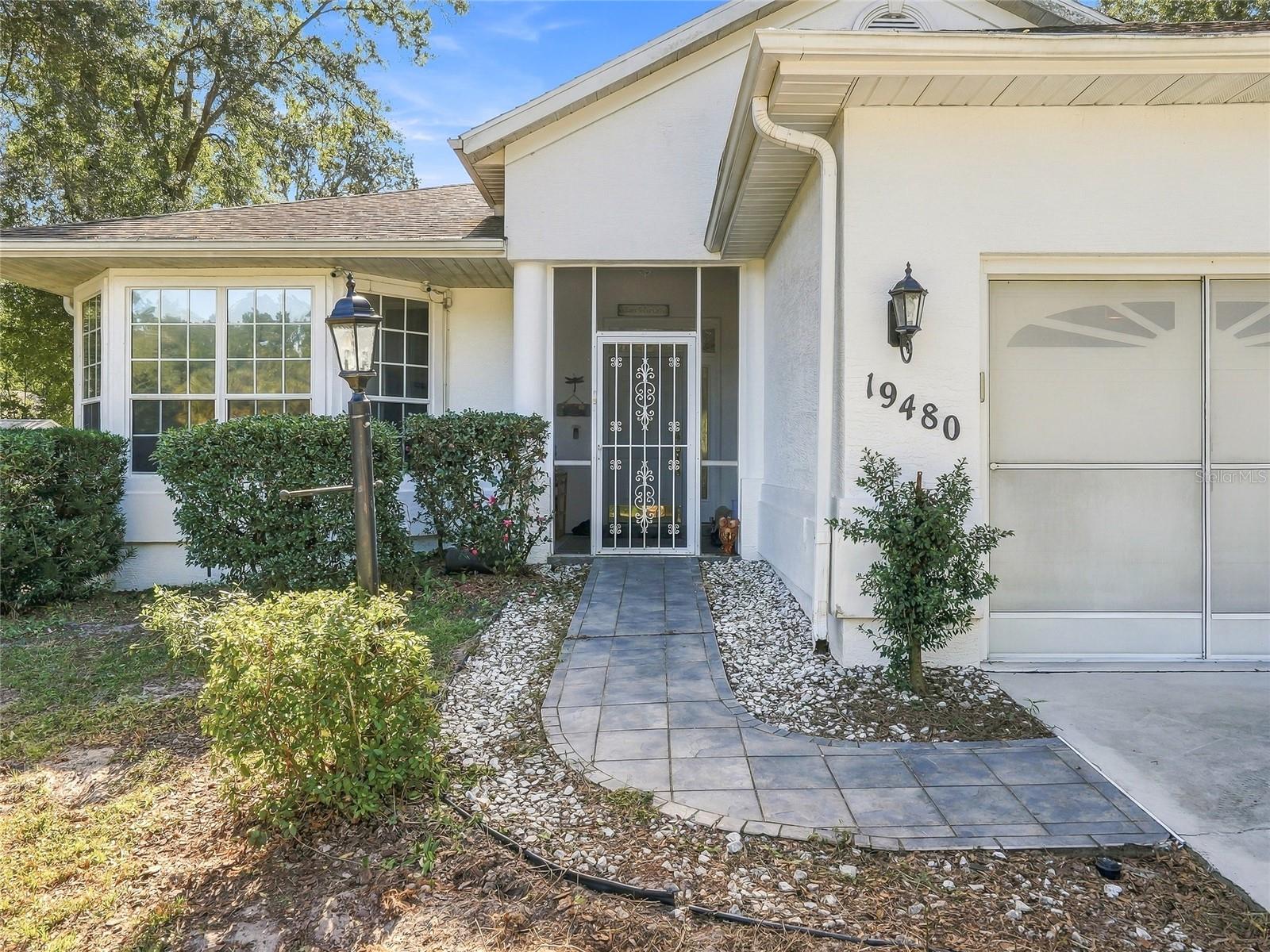 Front Entry - 19480 SW 94TH ST, DUNNELLON