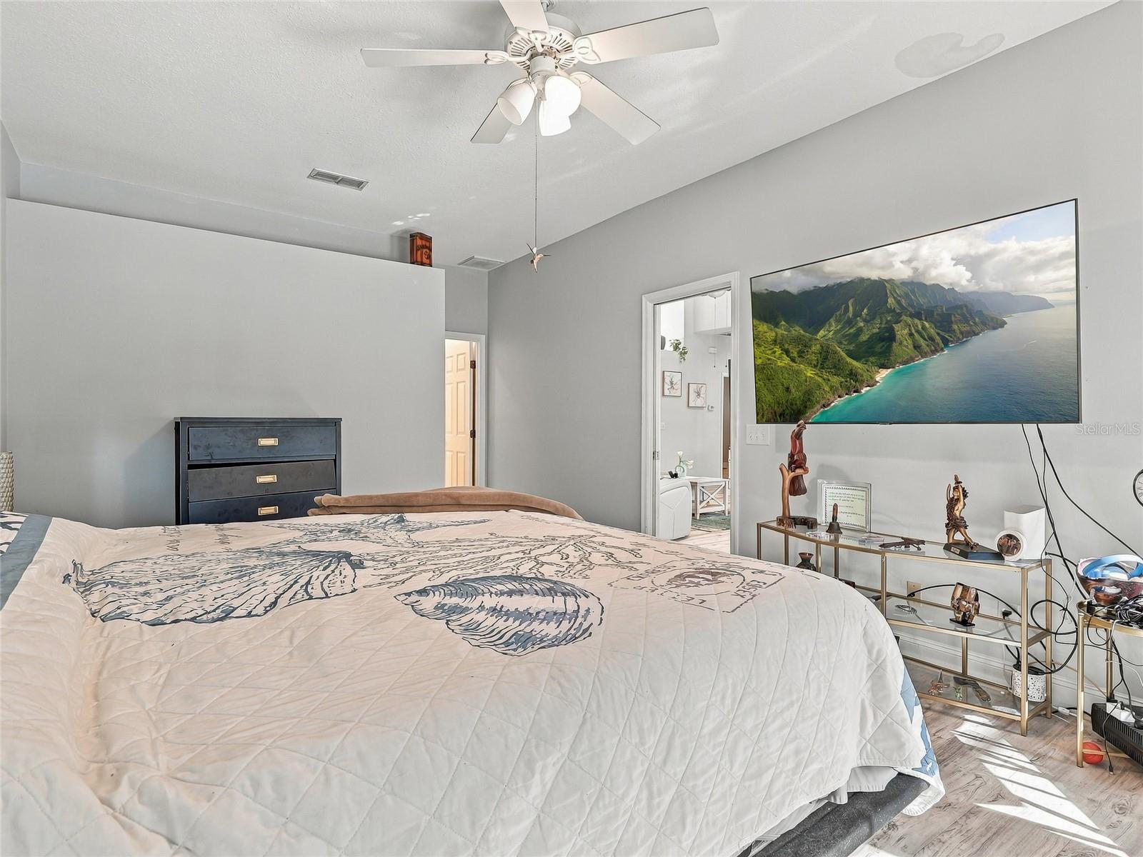 Master Bedroom - 19480 SW 94TH ST, DUNNELLON