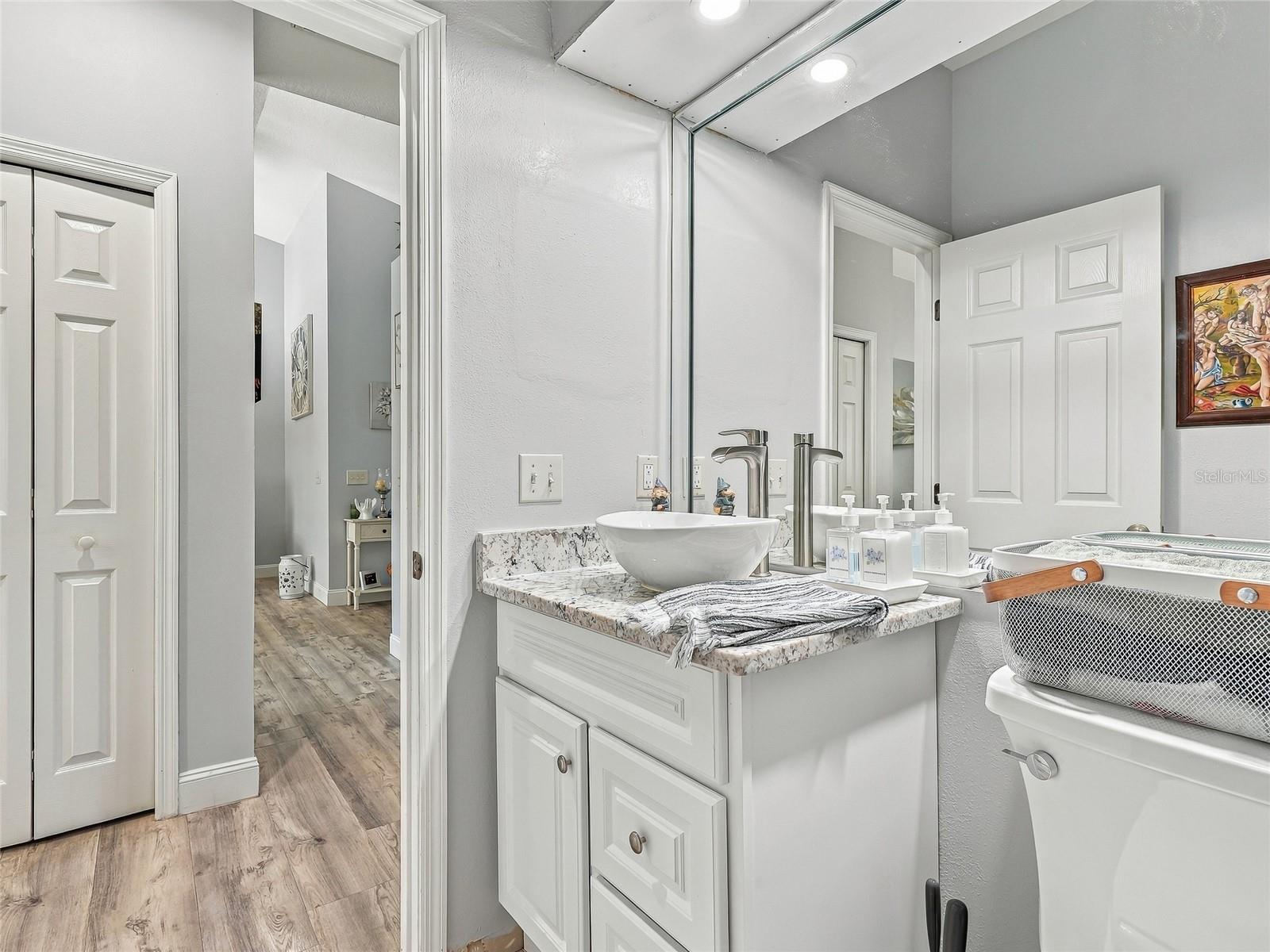 Main Bathroom - 19480 SW 94TH ST, DUNNELLON