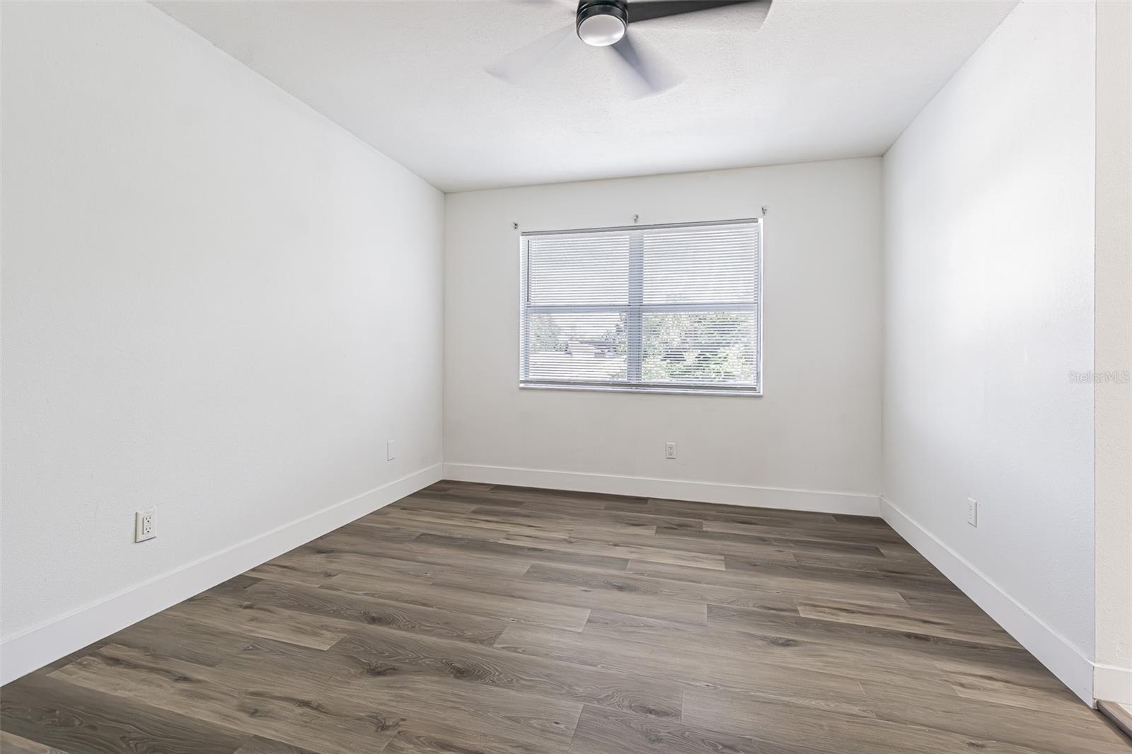 Single Family Residence at 10305 BRAMBLEWOOD PL, TAMPA, photo 16 of 21