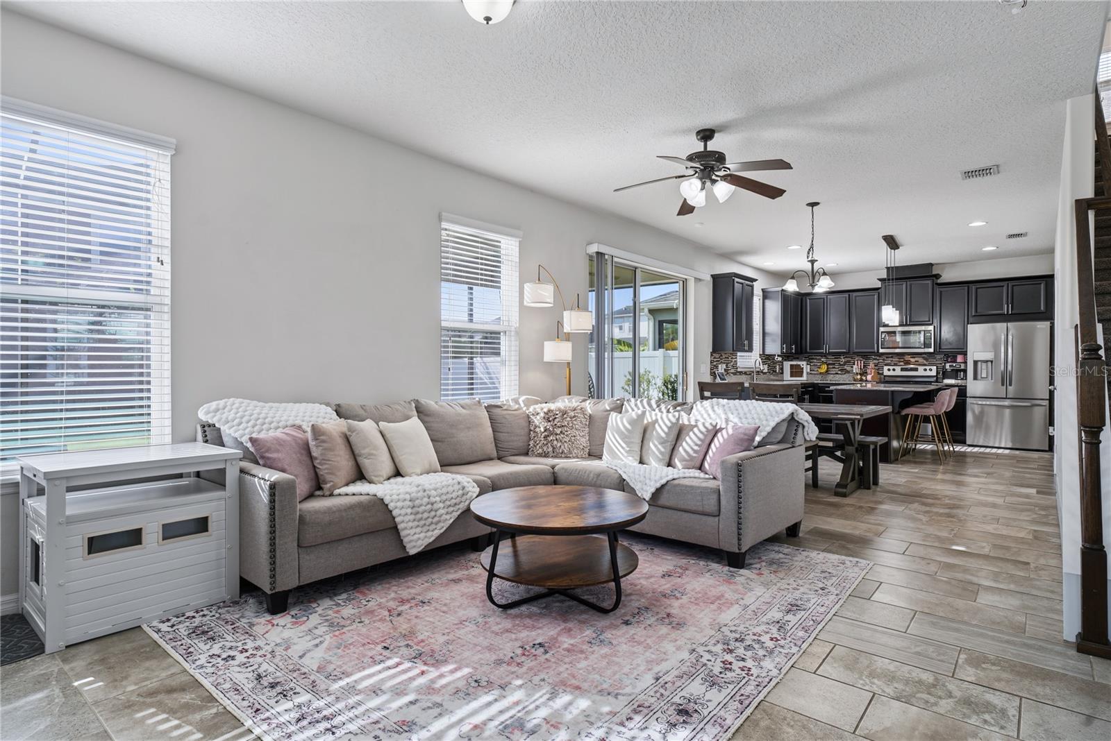 Single Family Residence at 7874 CORKFIELD AVE, ORLANDO, photo 8 of 39
