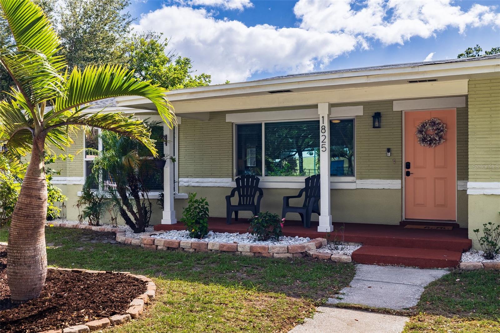 Single Family Residence at 1825 CLEVELAND ST, CLEARWATER, photo 5 of 36