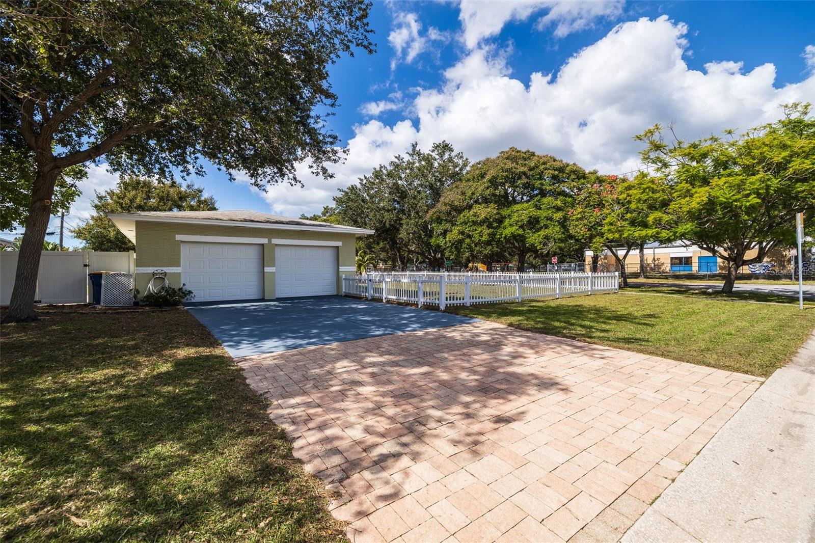 Single Family Residence at 1825 CLEVELAND ST, CLEARWATER, photo 28 of 36