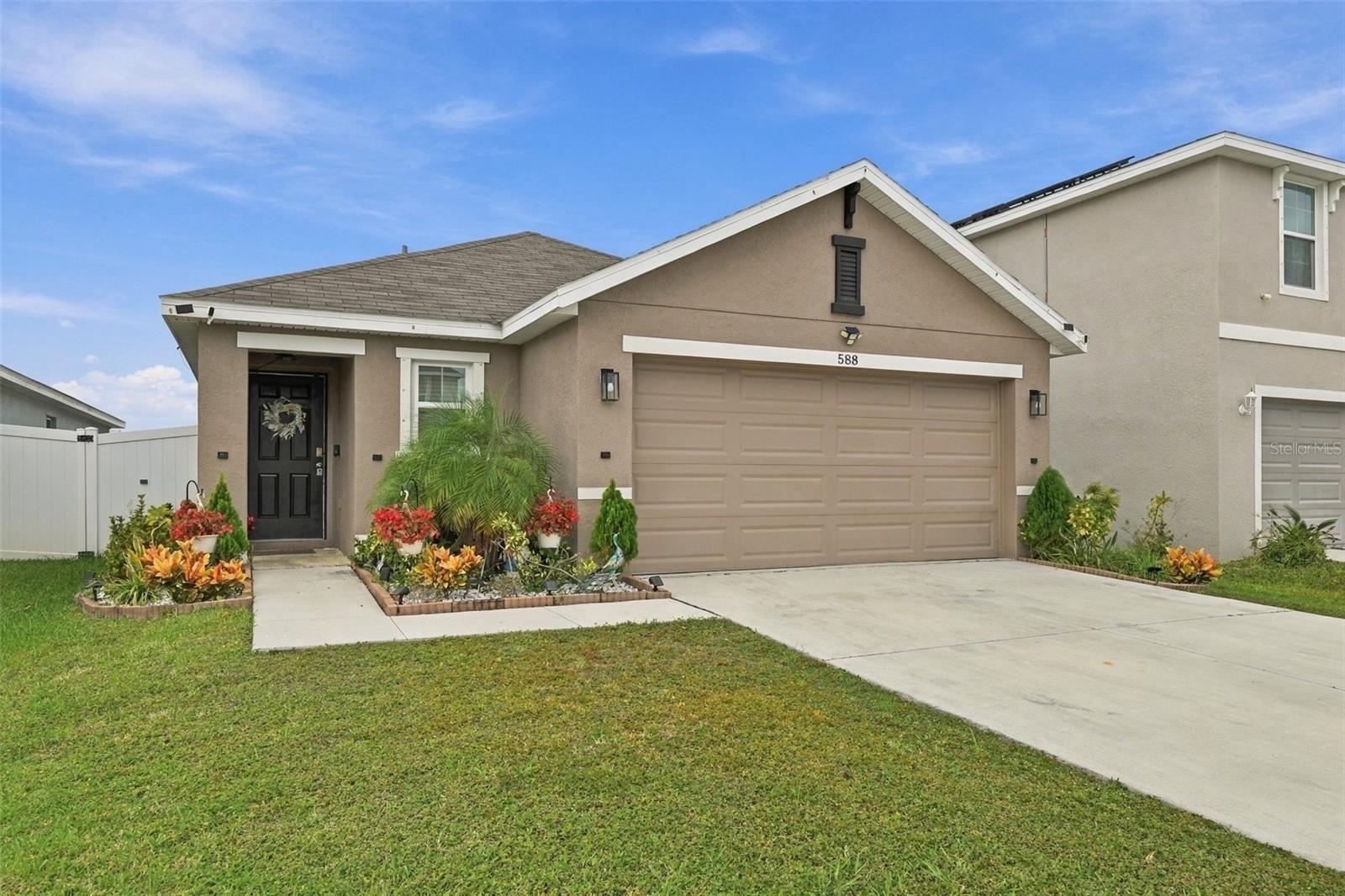 Single Family Residence at 588 OLIVE CONCH ST, RUSKIN, photo 2 of 31