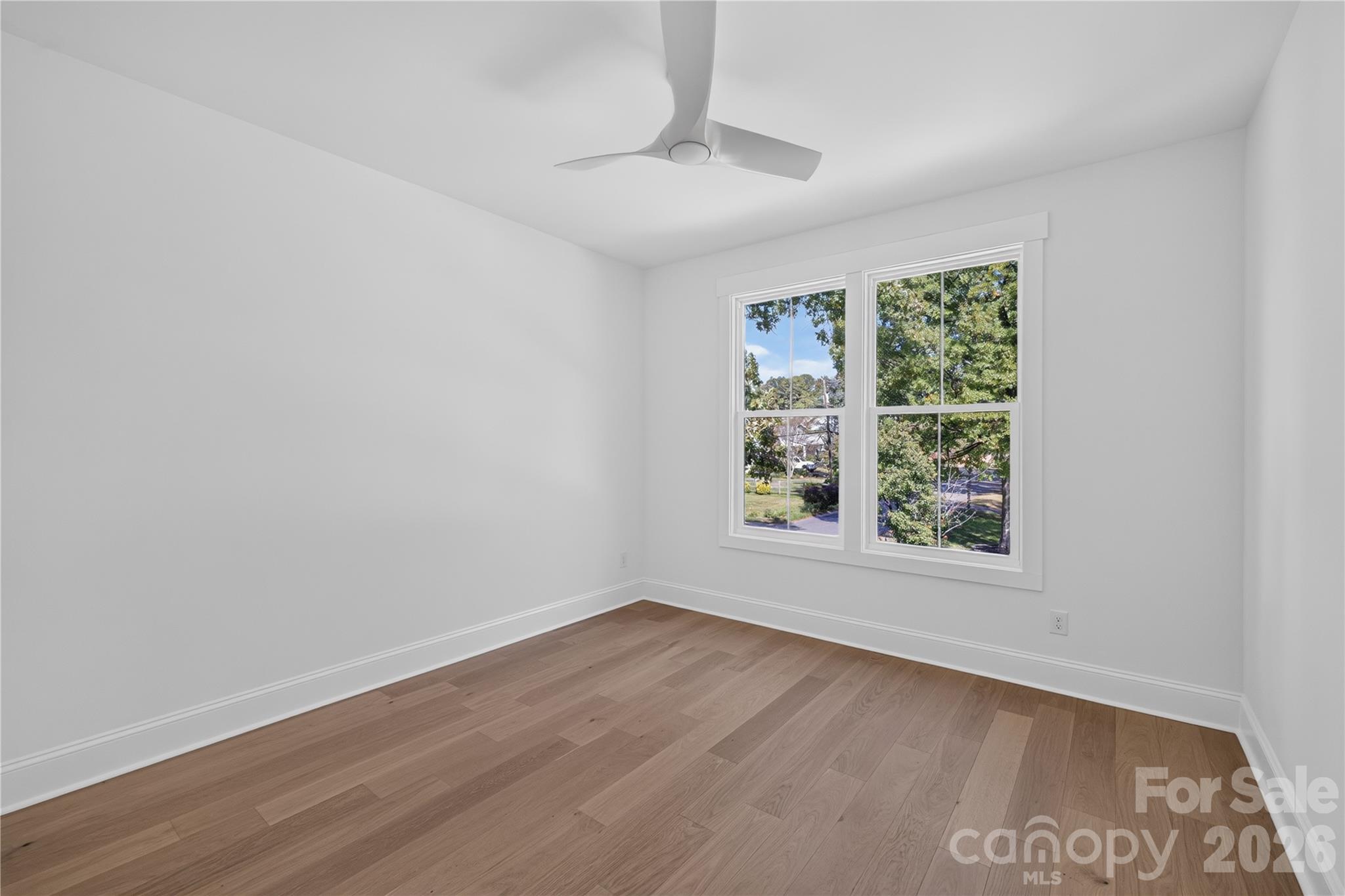 Single Family Residence at 3850 Avalon Avenue, Charlotte, photo 24 of 39