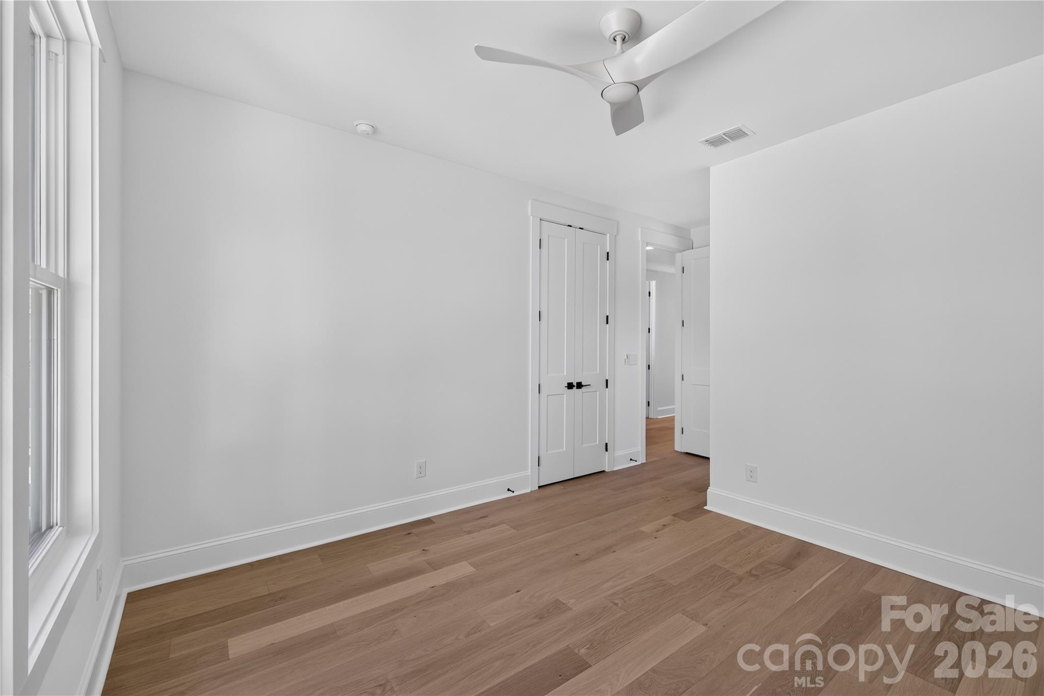 Single Family Residence at 3850 Avalon Avenue, Charlotte, photo 25 of 39