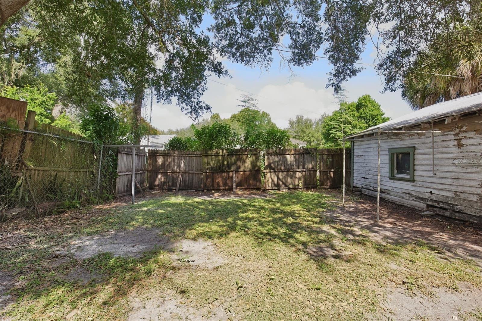 Single Family Residence at 508 E HUGH ST, TAMPA, photo 25 of 27