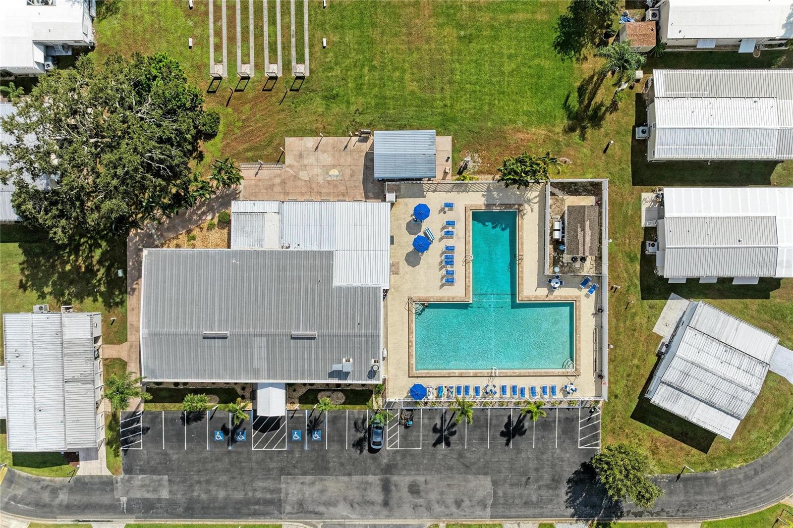 Manufactured Home at 5316 53RD AVE E #A23, BRADENTON, photo 41 of 51