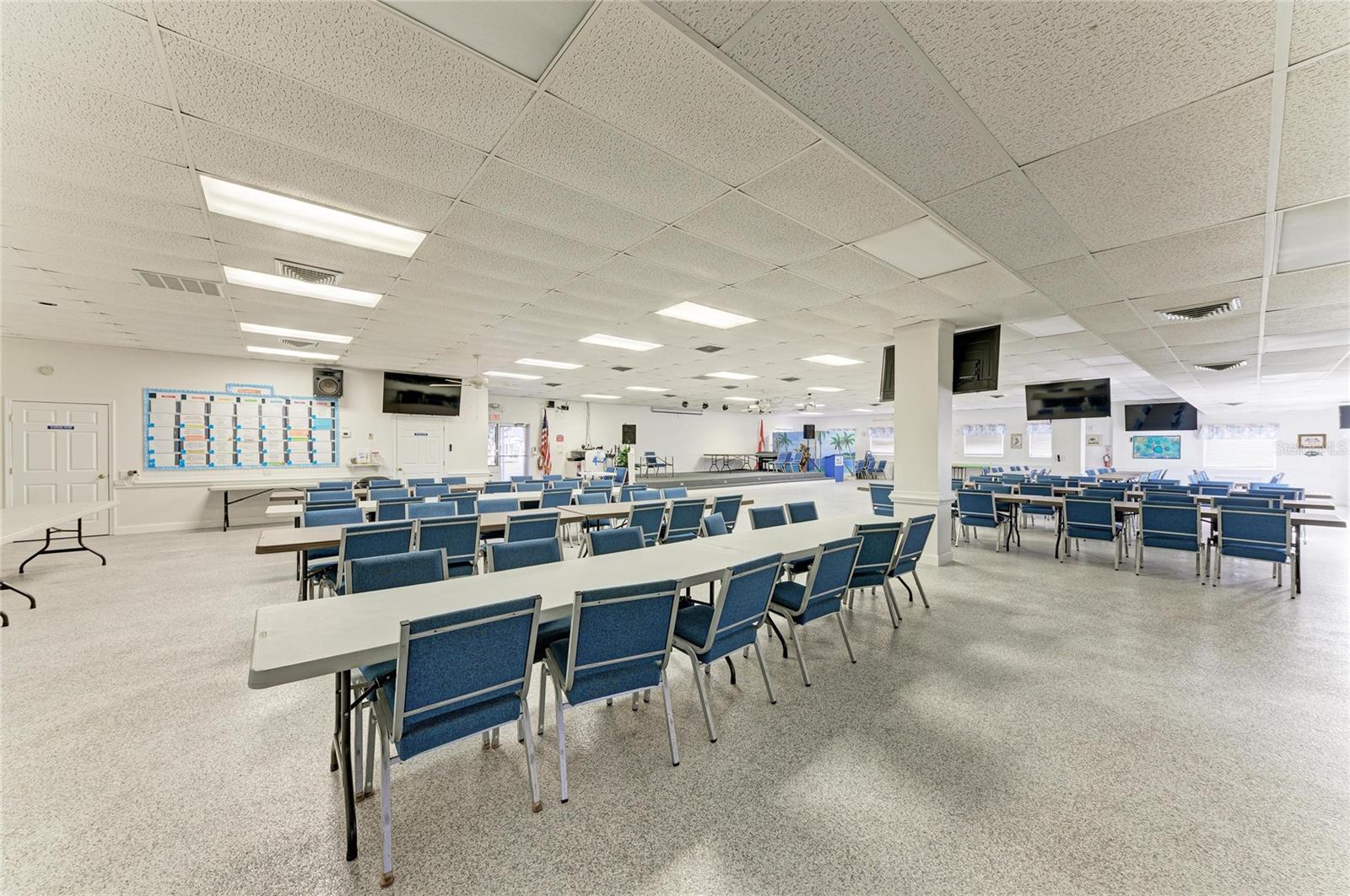 Manufactured Home at 5316 53RD AVE E #A23, BRADENTON, photo 47 of 51