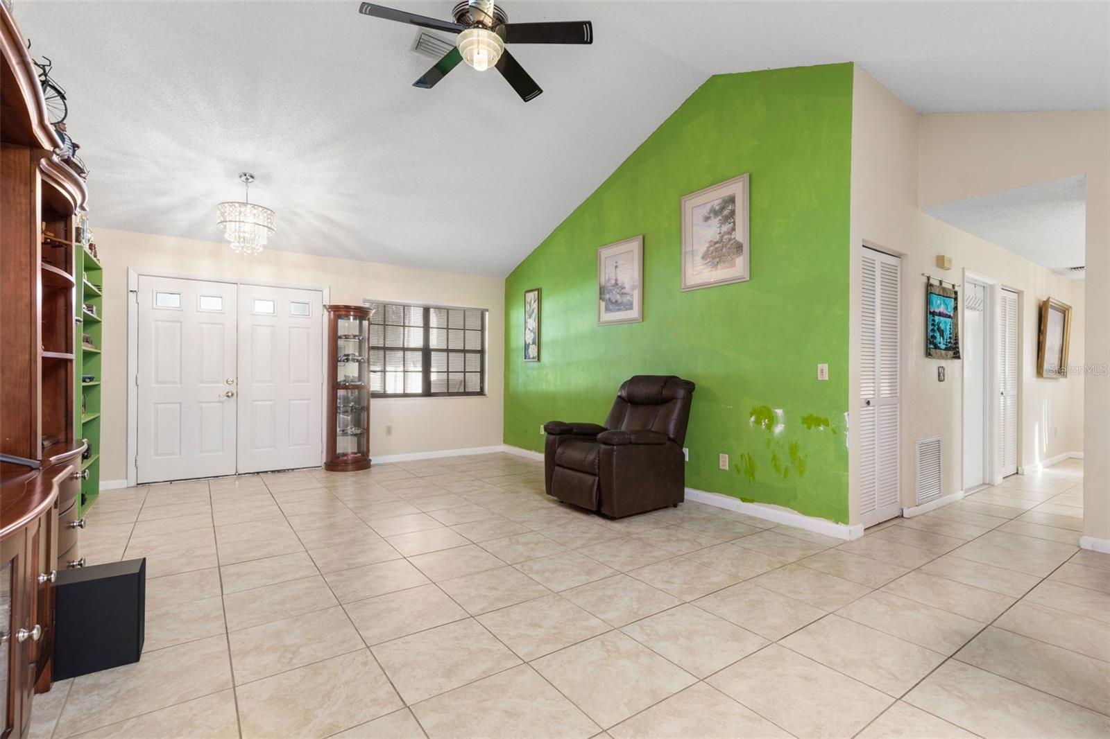 Single Family Residence at 18 WINDERMERE PL, PALM COAST, photo 5 of 37