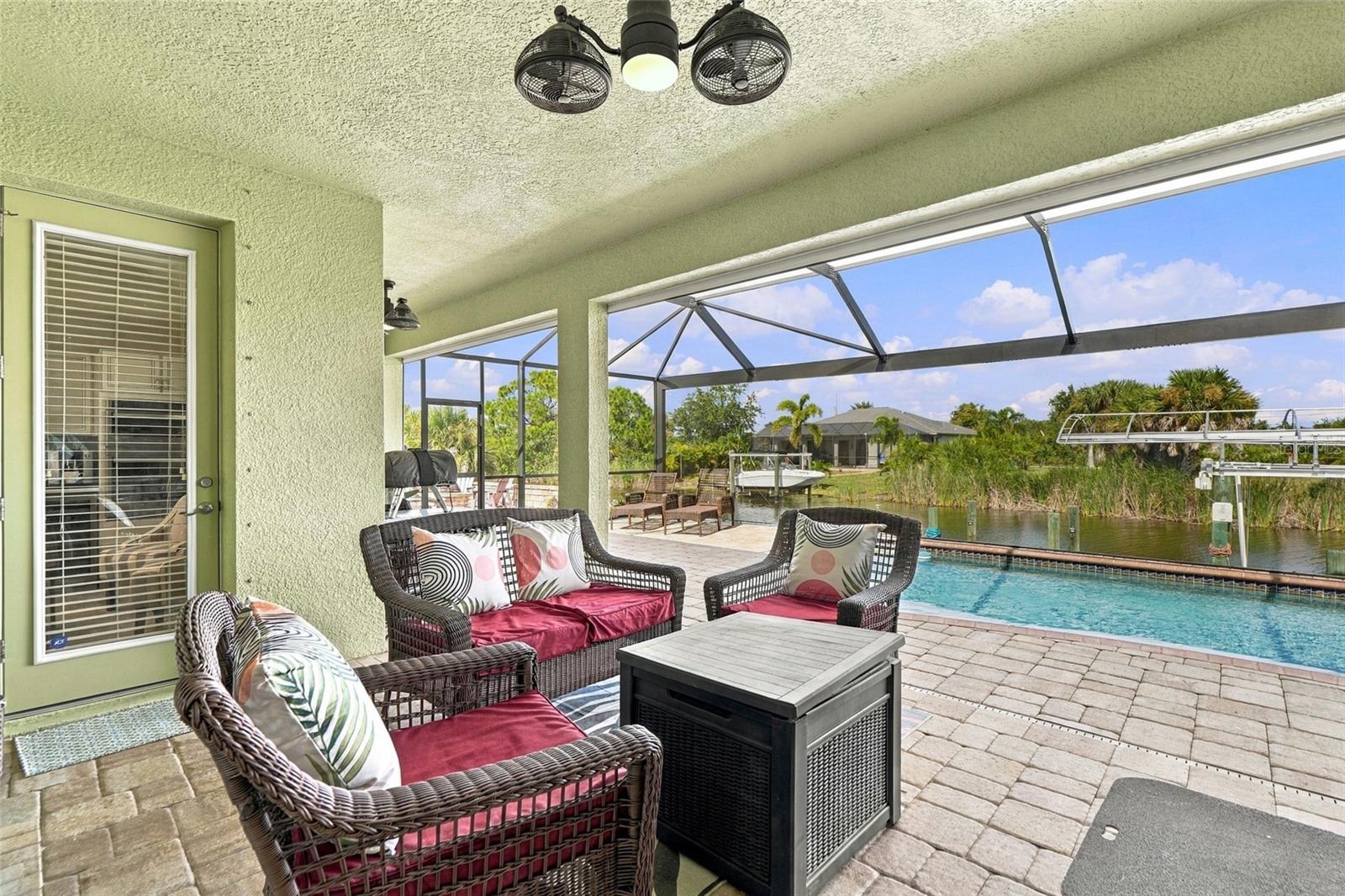 Single Family Residence at 13662 BEGONIA CIR, PORT CHARLOTTE, photo 28 of 39