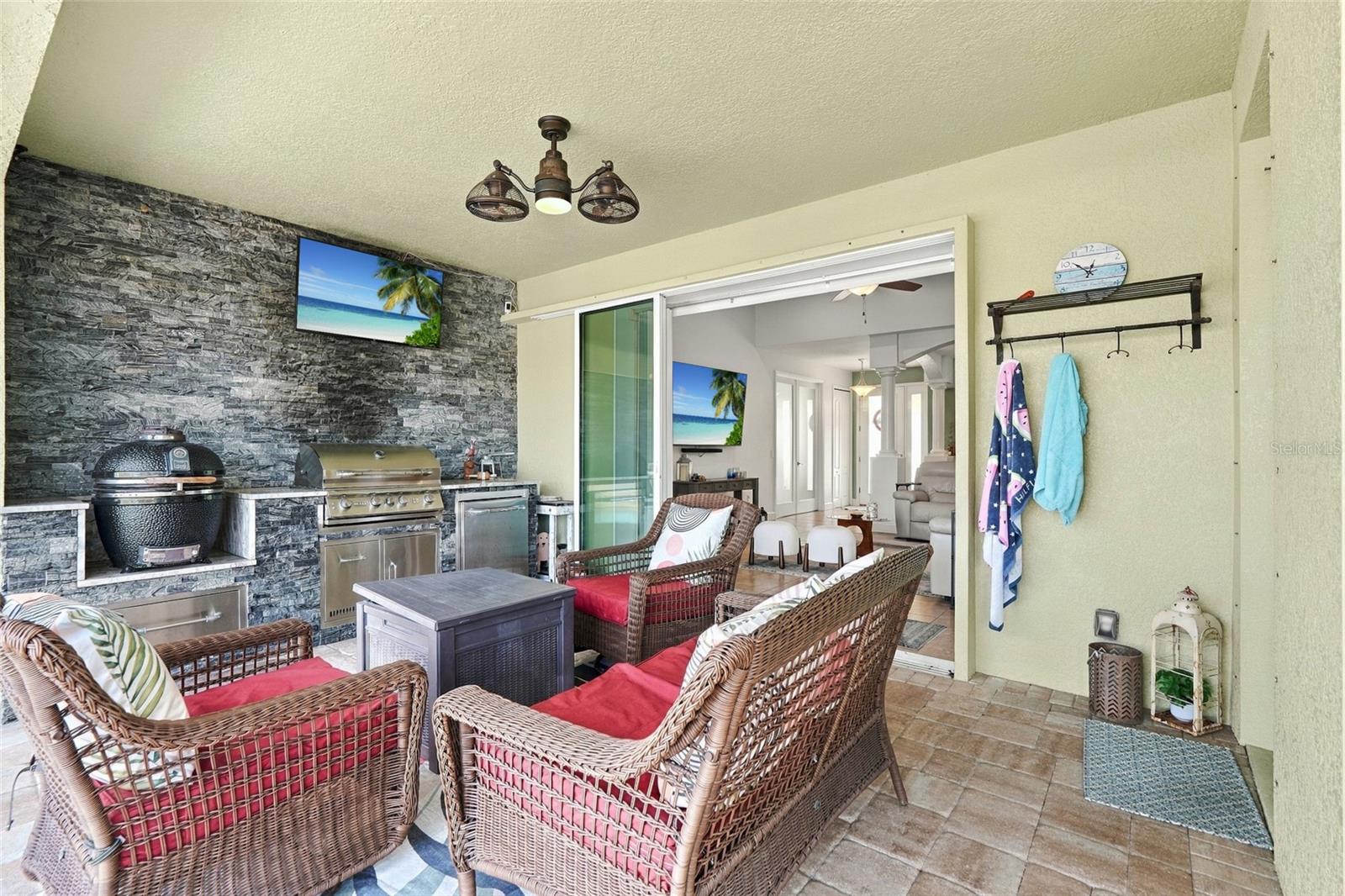 Single Family Residence at 13662 BEGONIA CIR, PORT CHARLOTTE, photo 29 of 39