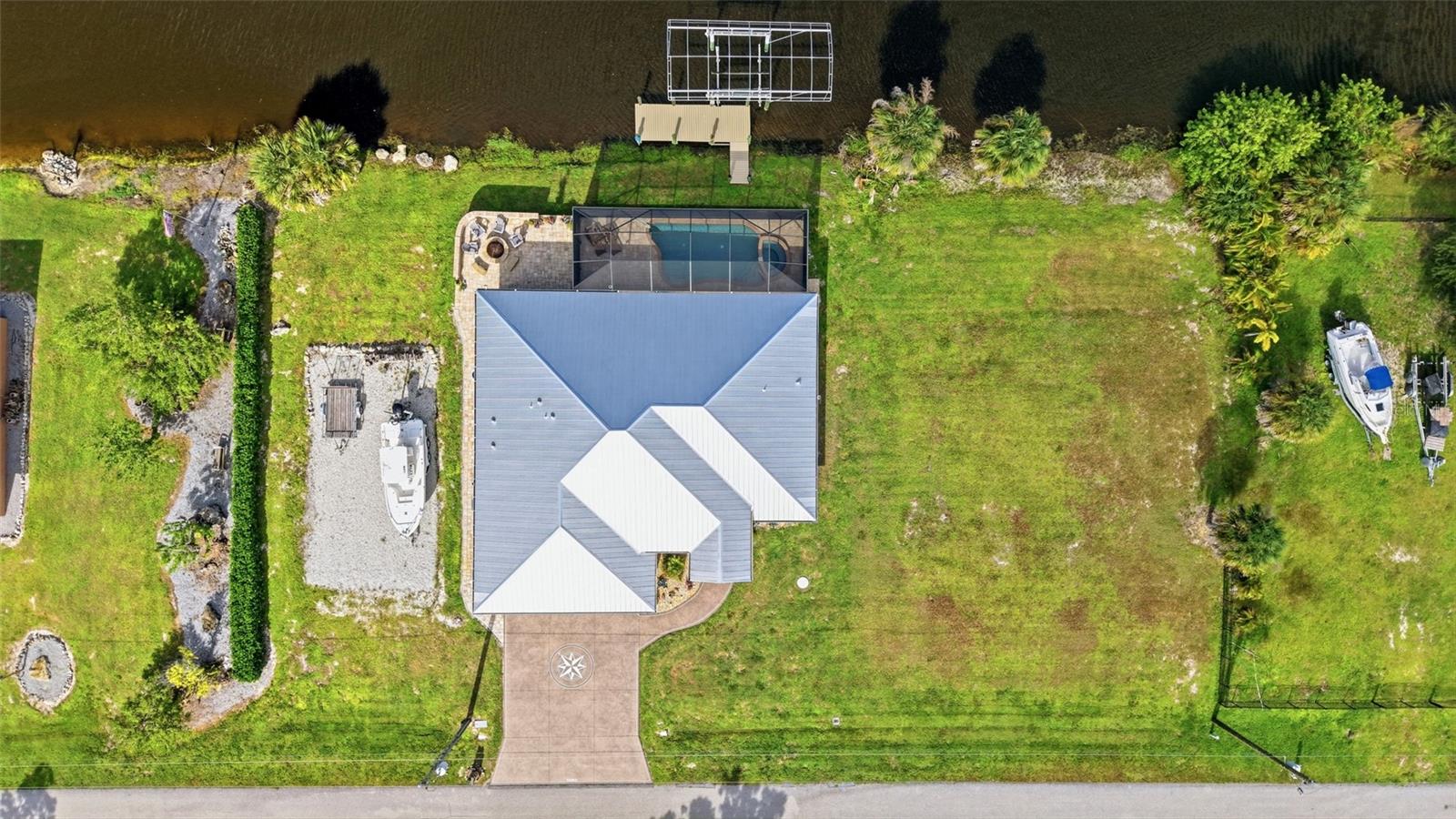 Single Family Residence at 13662 BEGONIA CIR, PORT CHARLOTTE, photo 36 of 39