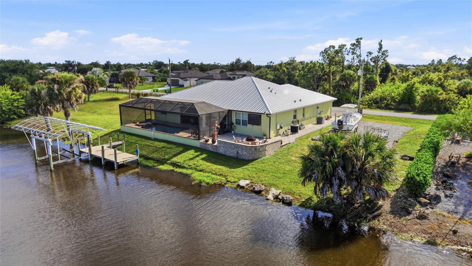 Single Family Residence at 13662 BEGONIA CIR, PORT CHARLOTTE, photo 37 of 39