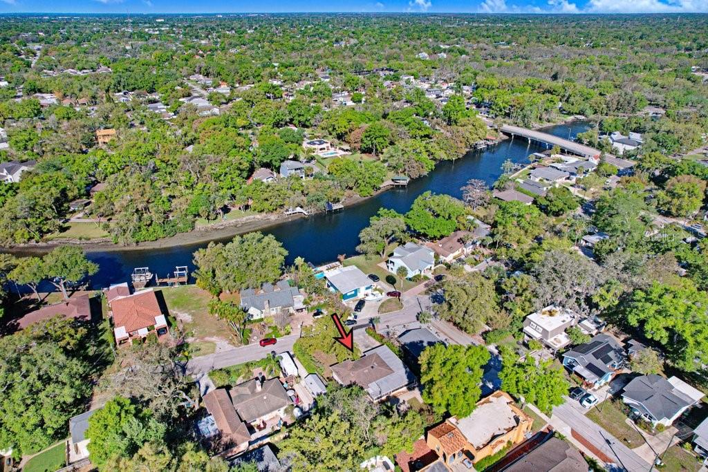 Single Family Residence at 6703 N RIVER BLVD, TAMPA, photo 4 of 30