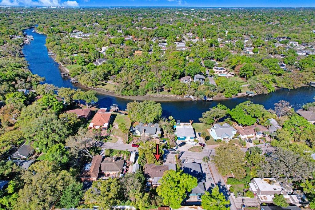 Single Family Residence at 6703 N RIVER BLVD, TAMPA, photo 5 of 30