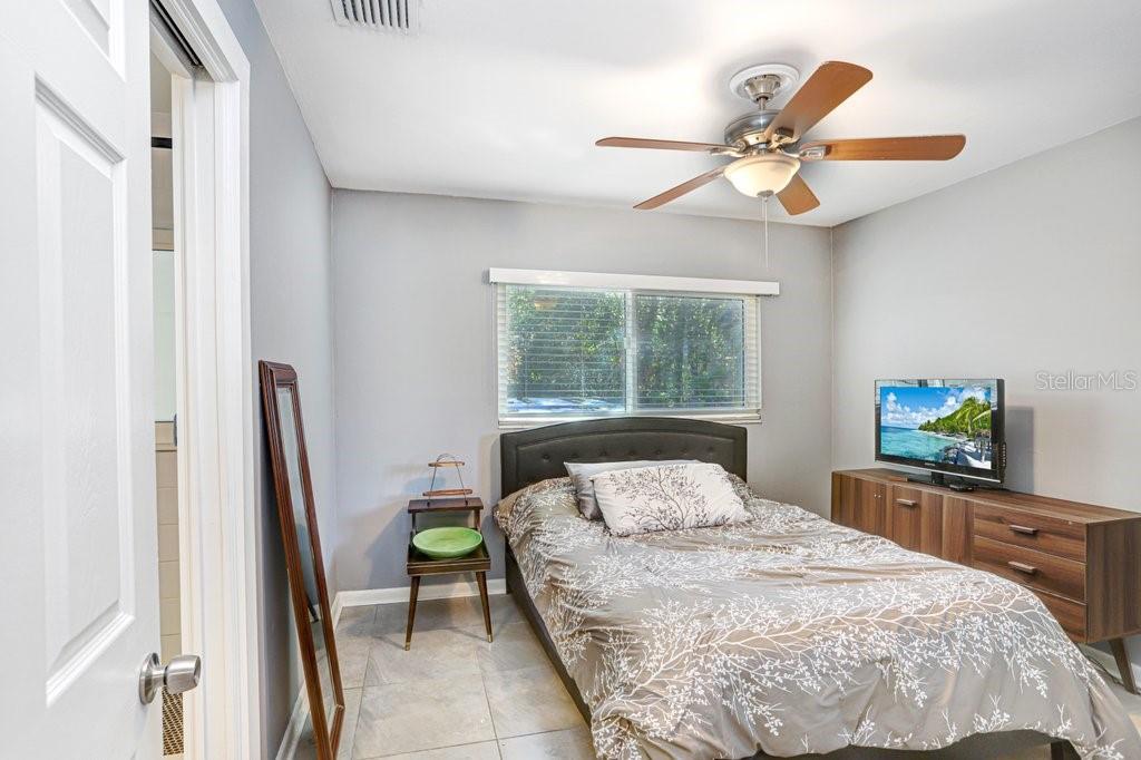 Single Family Residence at 6703 N RIVER BLVD, TAMPA, photo 16 of 30