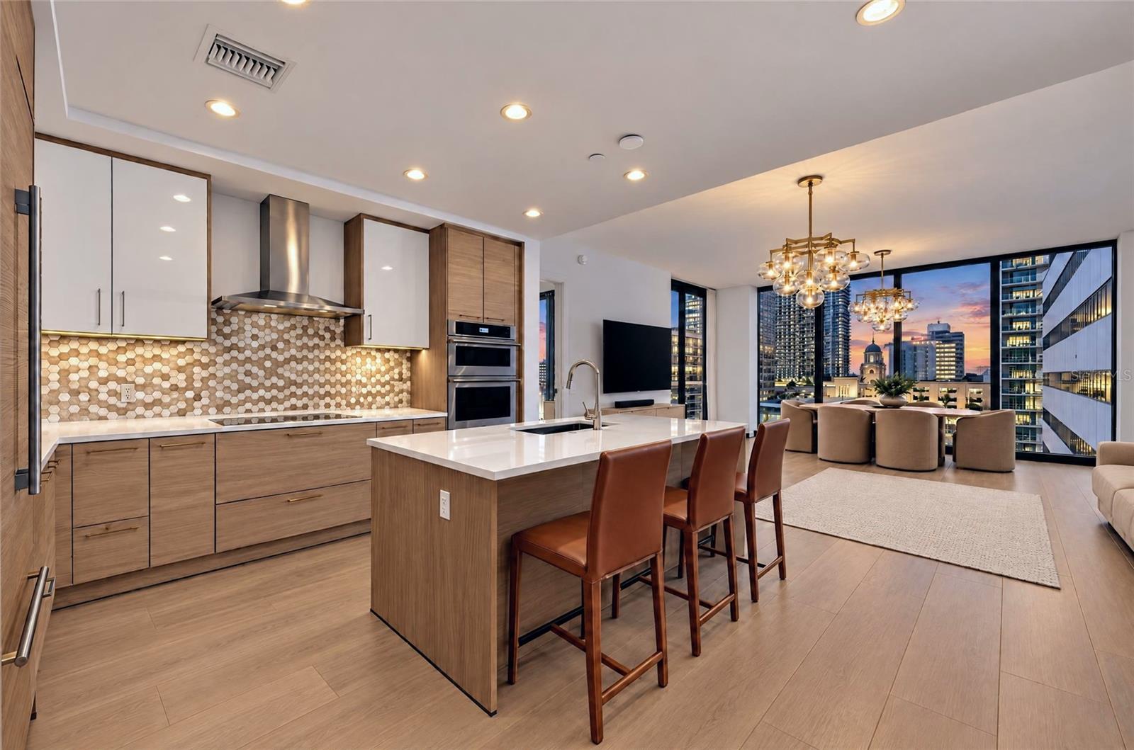 Kitchen/Dining Room View - 301 1ST ST S #1004, ST PETERSBURG