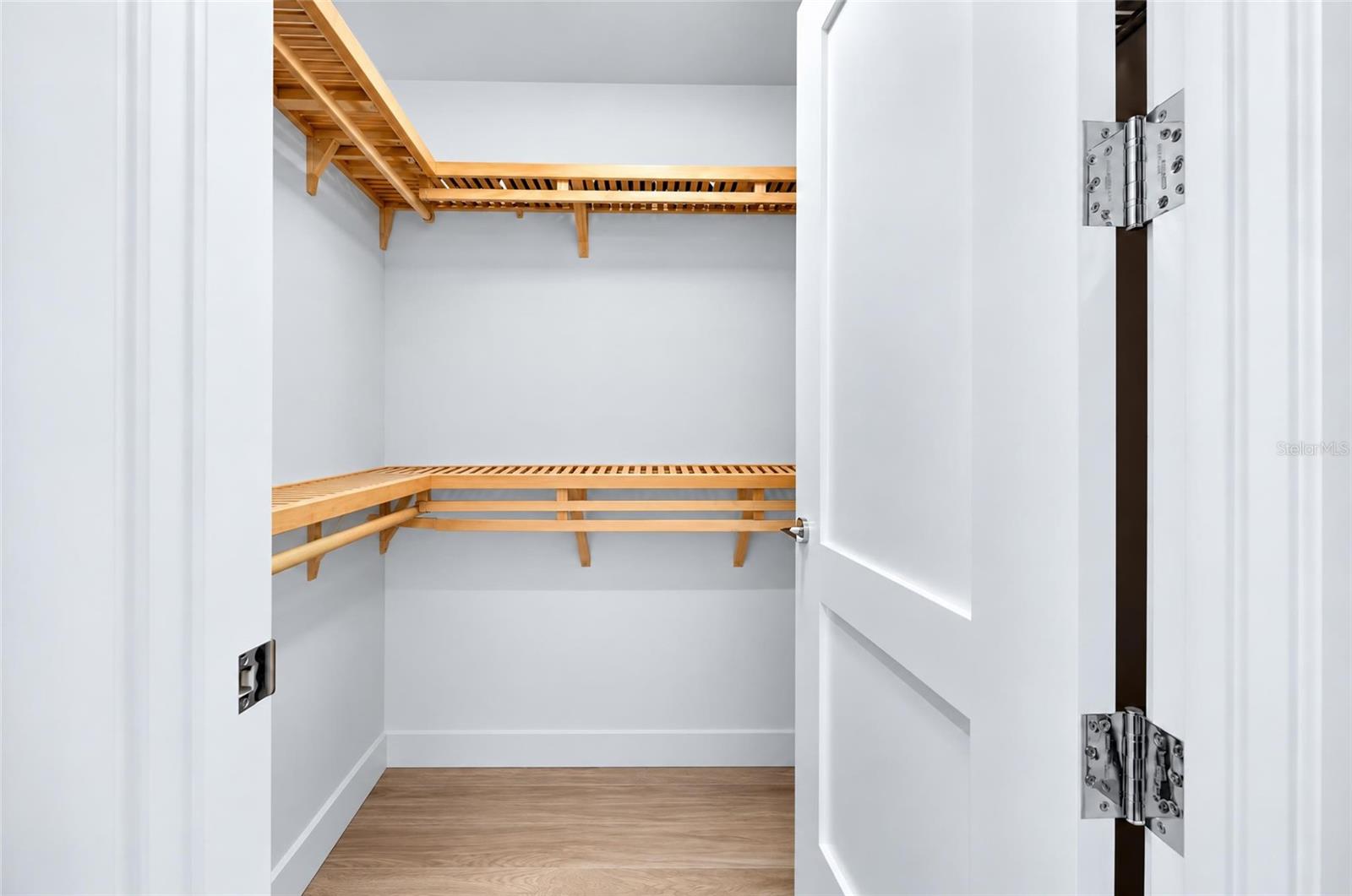 Primary Walk-in Left Side - 301 1ST ST S #1004, ST PETERSBURG